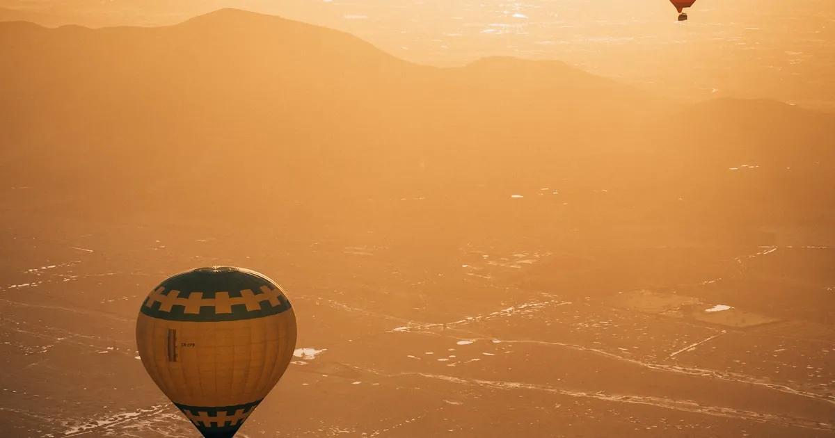 How Hot Air Balloons Work: The Science of Flight